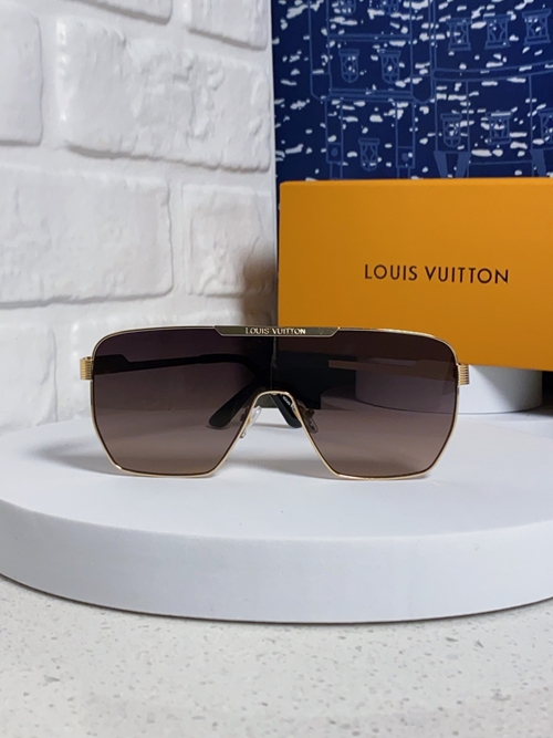 ルイヴィトンサングラス背面デザイン